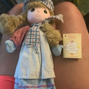 Four seasonal musical collection